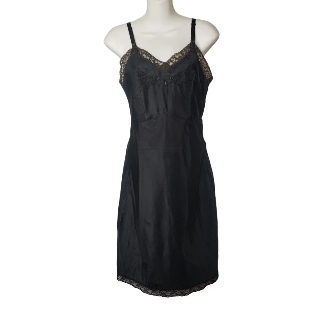 VINTAGE LADY LYNNE Matte Black Satin Full Slip - Picture 3 of 6